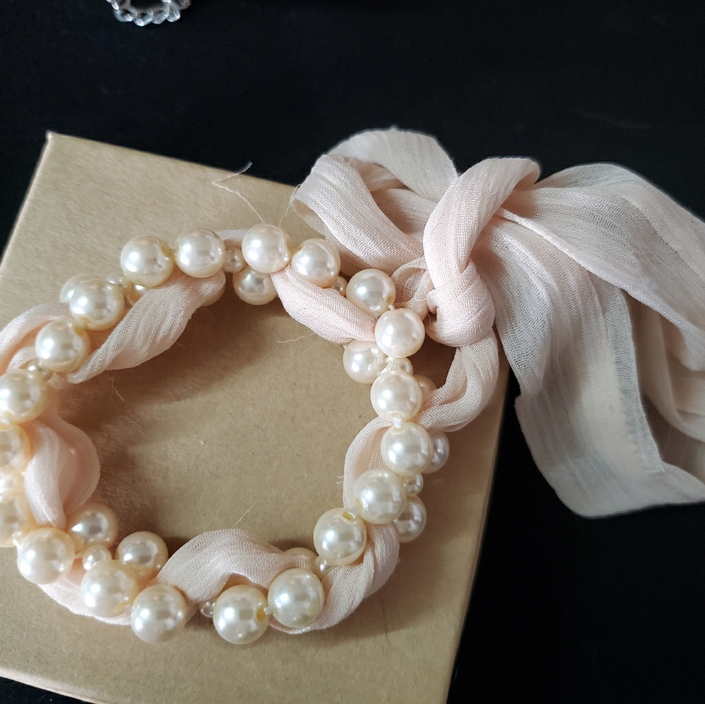 Fashion bracelets